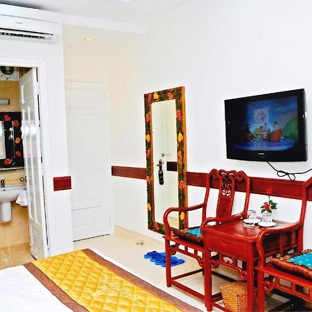 Hoang Thanh Thuy Airport Hotel 1 - Gan Am Thuc Dem Cho Hoang Hoa Tham Bandar Ho Chi Minh Luaran gambar