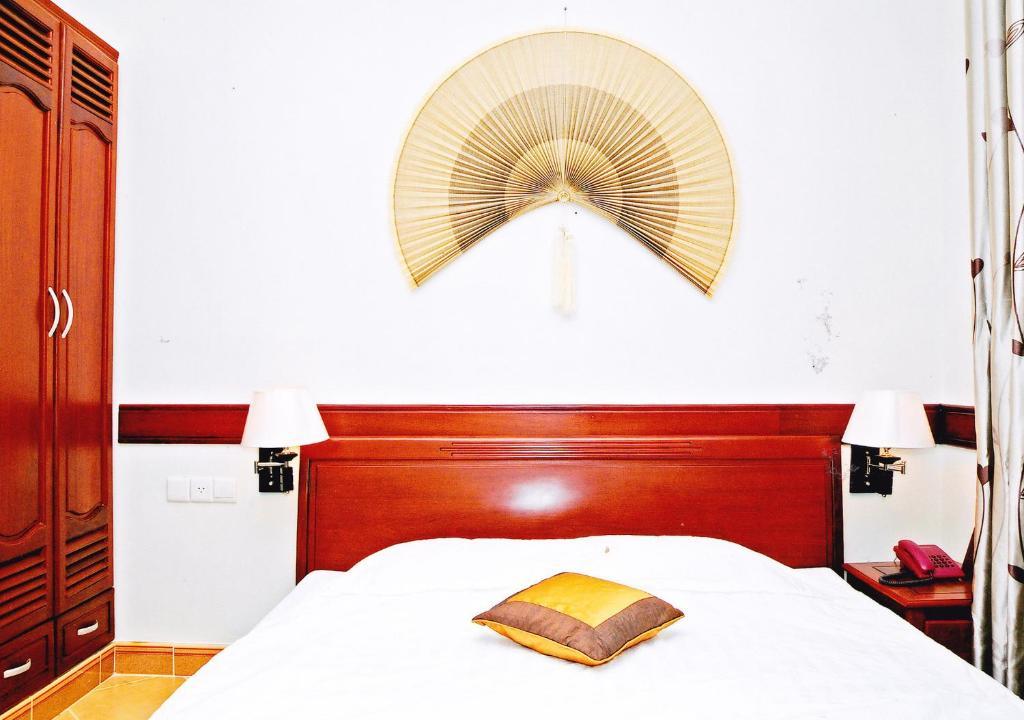 Hoang Thanh Thuy Airport Hotel 1 - Gan Am Thuc Dem Cho Hoang Hoa Tham Bandar Ho Chi Minh Bilik gambar