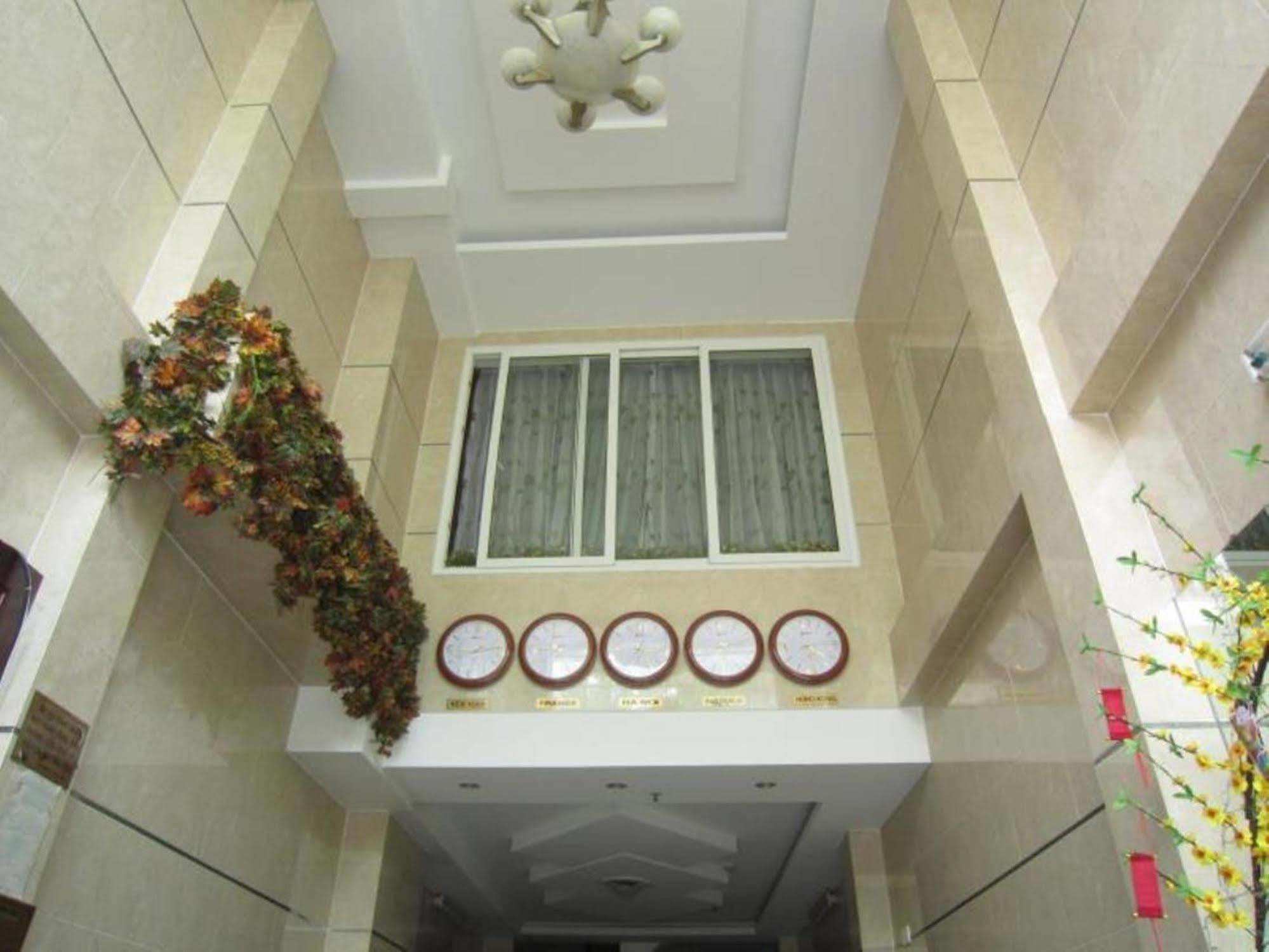 Hoang Thanh Thuy Airport Hotel 1 - Gan Am Thuc Dem Cho Hoang Hoa Tham Bandar Ho Chi Minh Luaran gambar