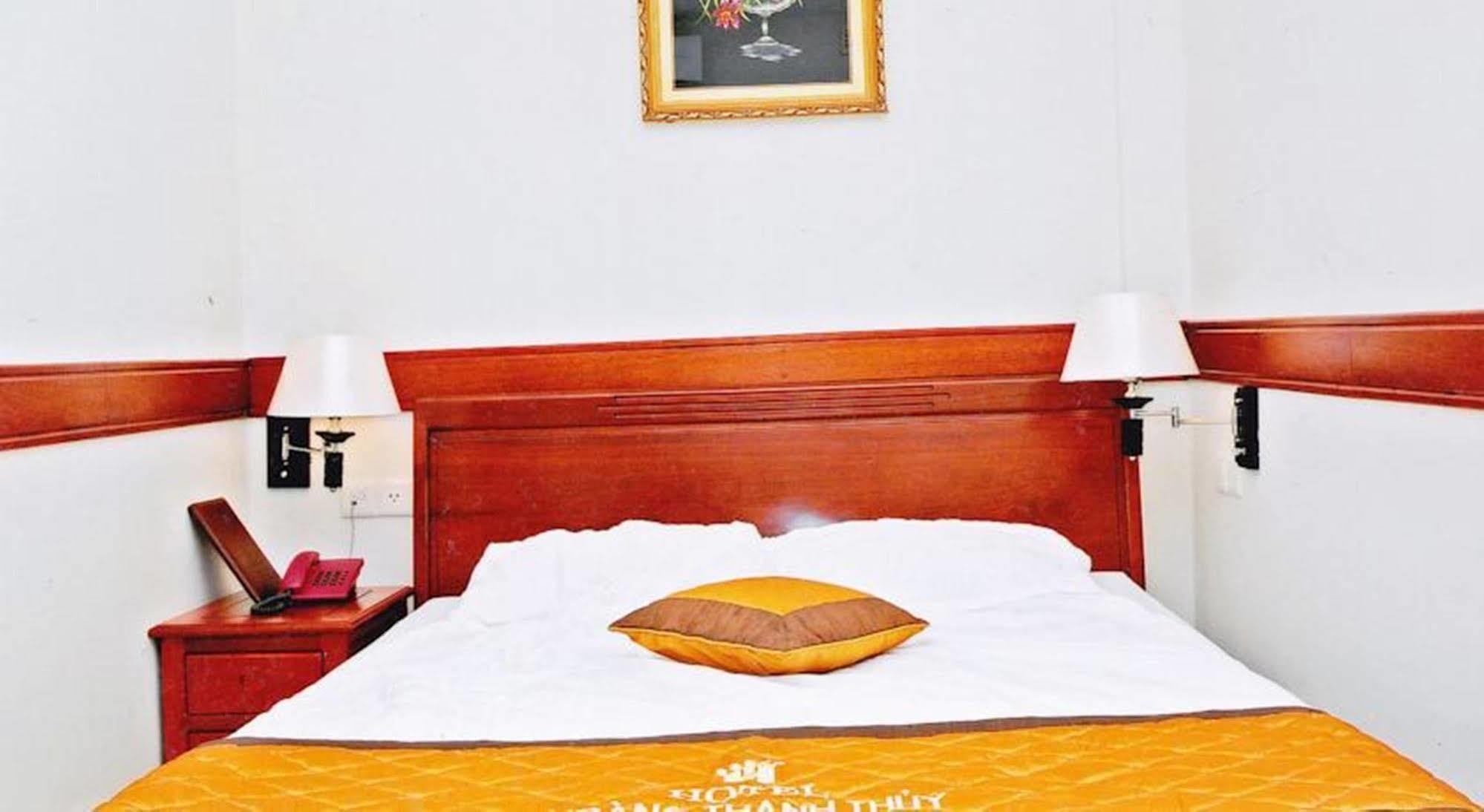 Hoang Thanh Thuy Airport Hotel 1 - Gan Am Thuc Dem Cho Hoang Hoa Tham Bandar Ho Chi Minh Luaran gambar