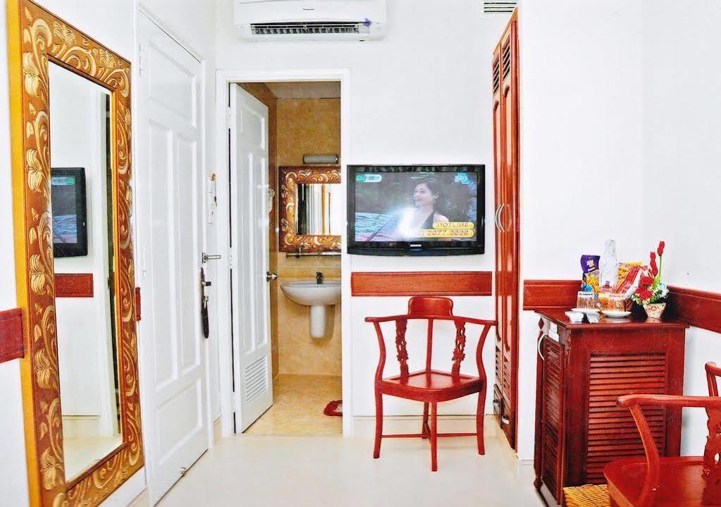 Hoang Thanh Thuy Airport Hotel 1 - Gan Am Thuc Dem Cho Hoang Hoa Tham Bandar Ho Chi Minh Luaran gambar